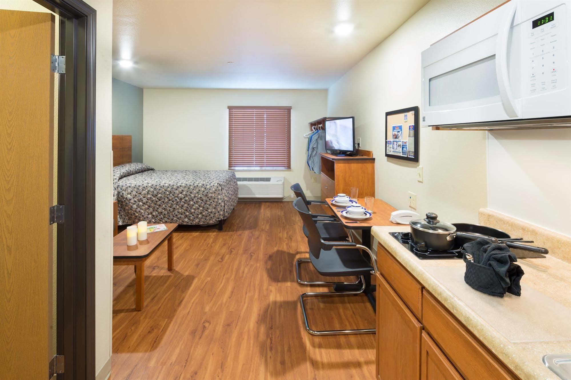 Extended Stay America Select Suites - Mobile - I-65 Exterior photo